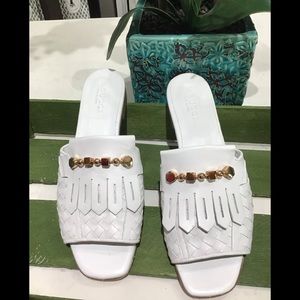 SESTO MEUCCI leather sandals